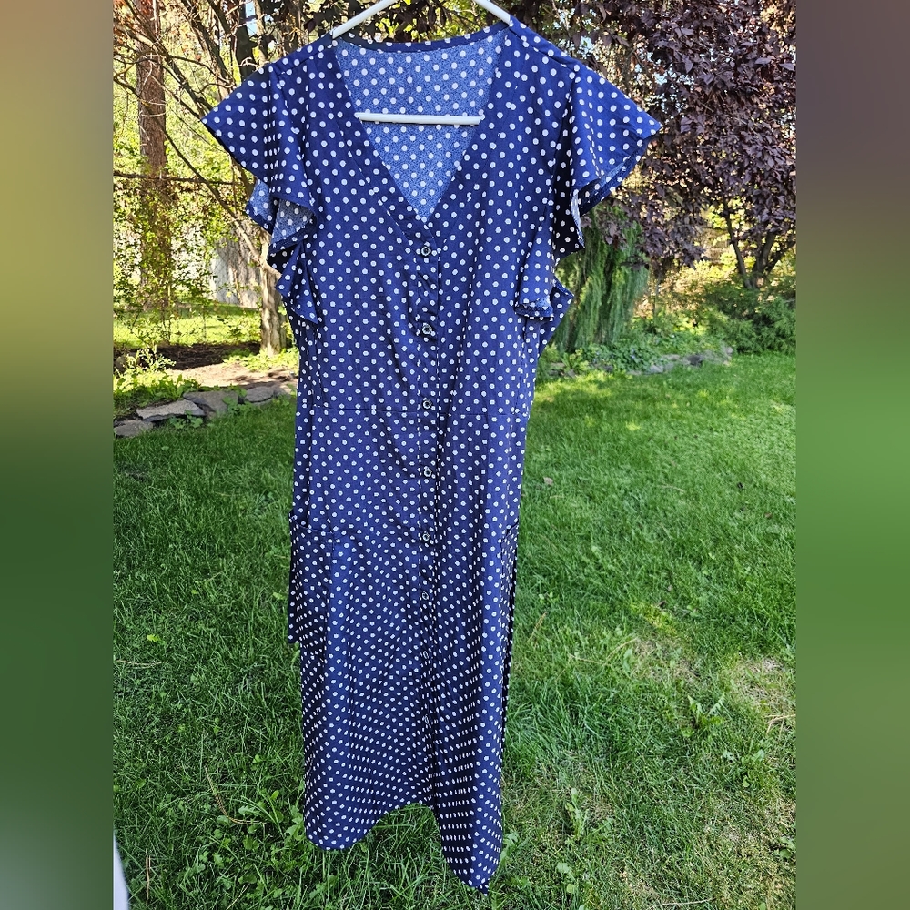 Polka dot midi dress - Picture 4 of 7